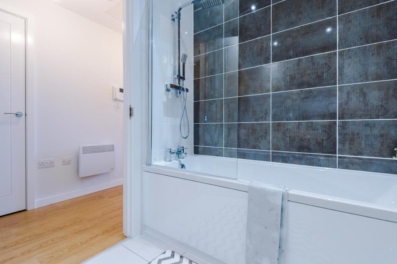 ✰Onpoint - Modern 2 Bed Apartment Close To Centre✰ Leeds  Buitenkant foto