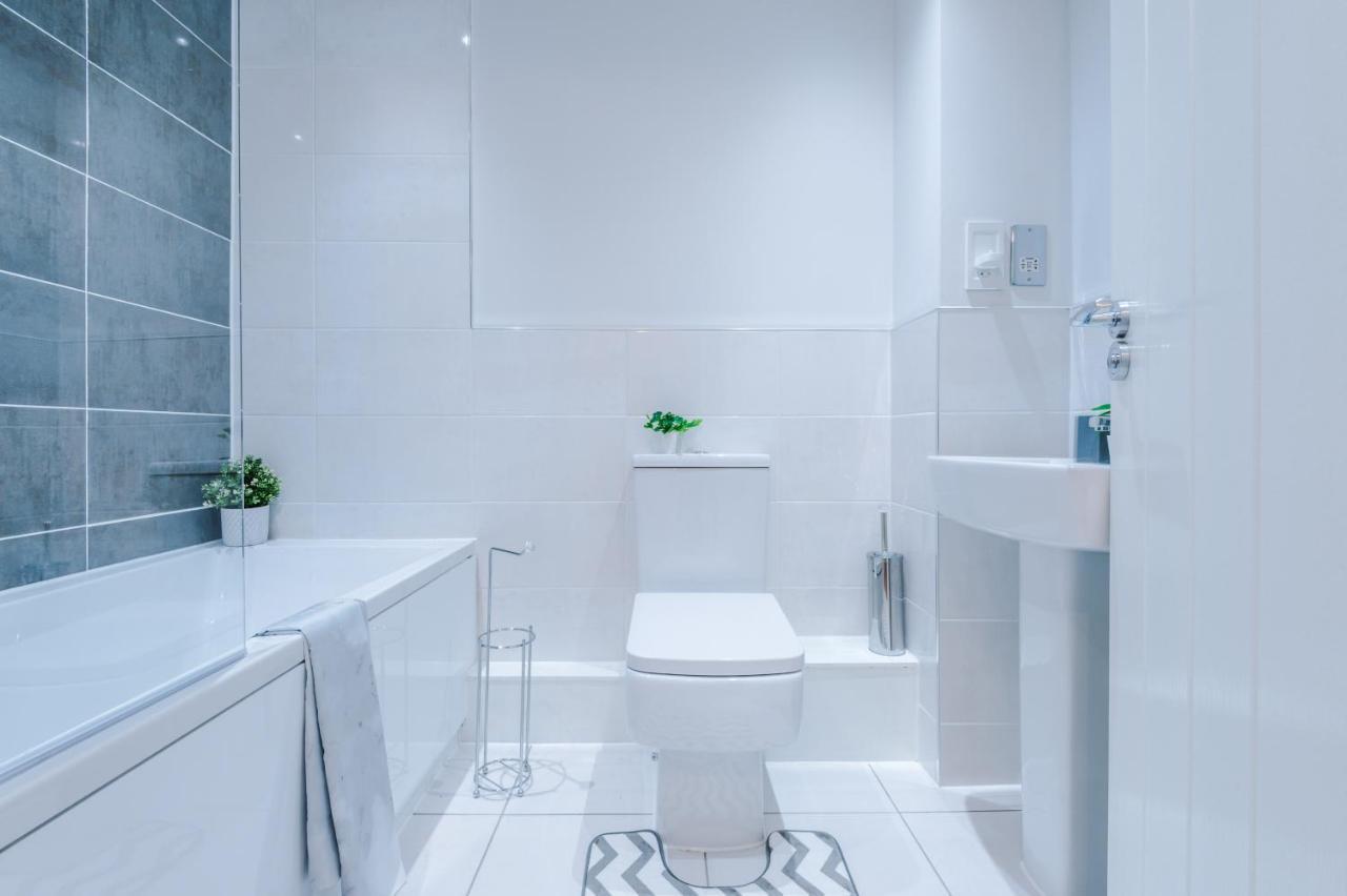 ✰Onpoint - Modern 2 Bed Apartment Close To Centre✰ Leeds  Buitenkant foto