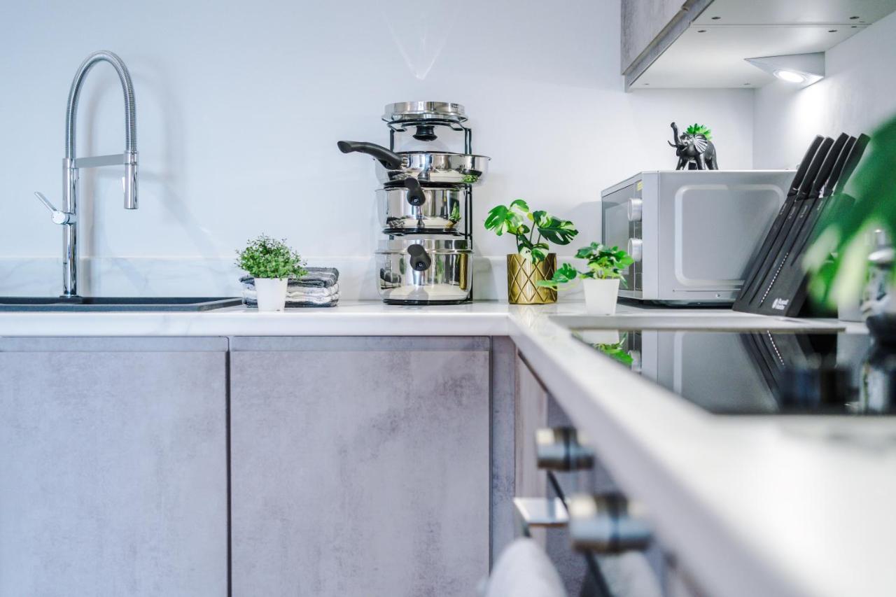 ✰Onpoint - Modern 2 Bed Apartment Close To Centre✰ Leeds  Buitenkant foto